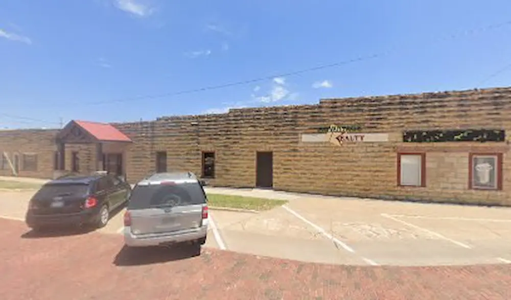 Advantage Realty | Russell, KS